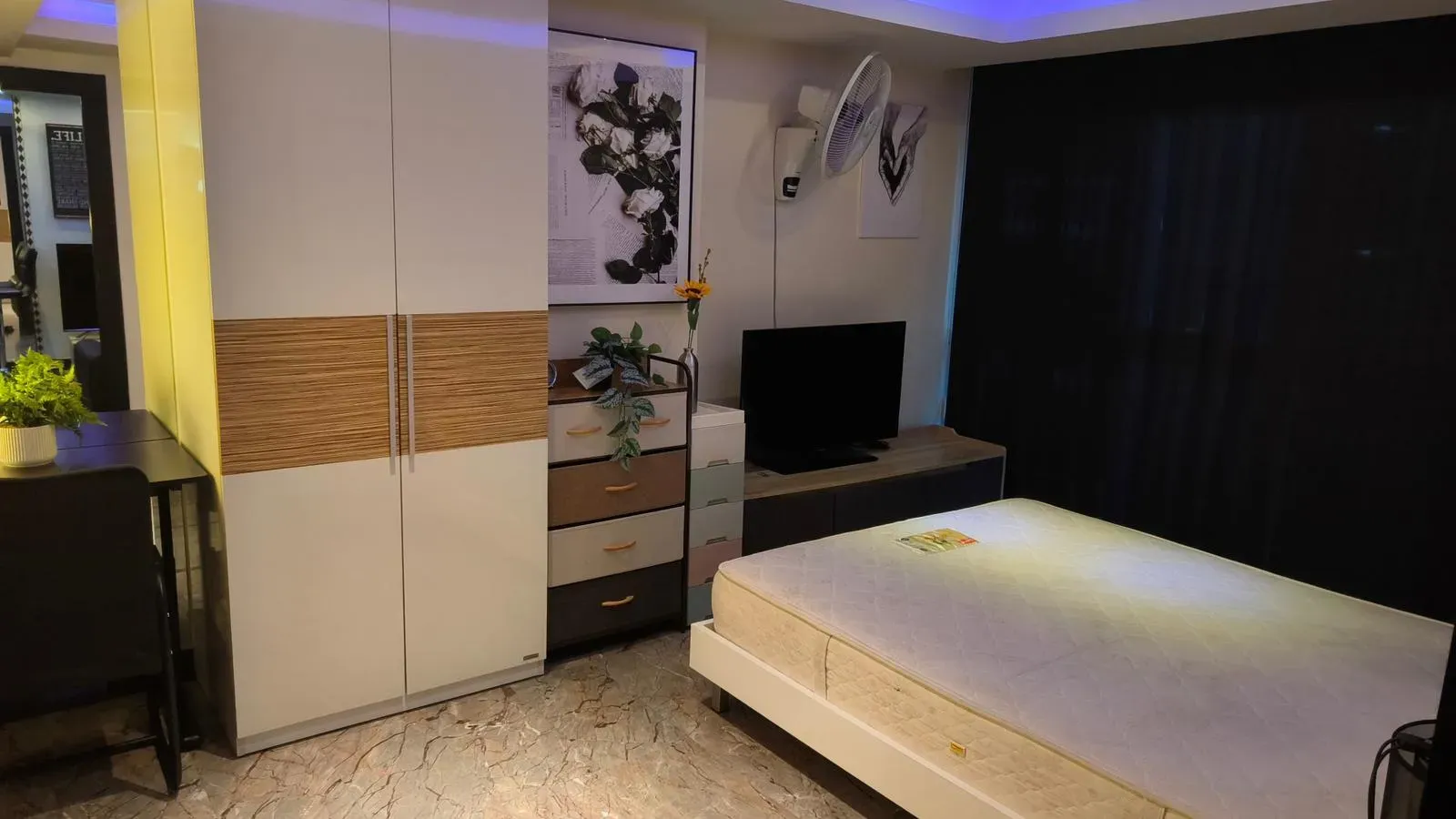 Avenue Residence