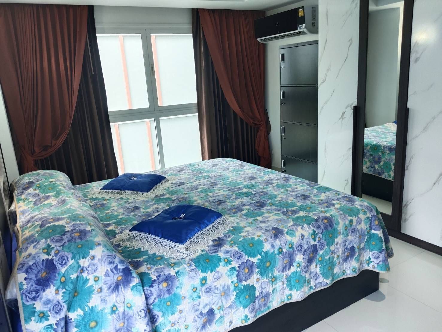 Avenue Residence
