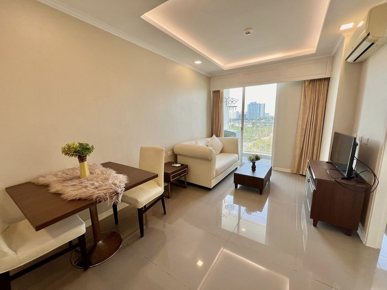 Wonderful 1 Bedroom at The Orient Spa and resort