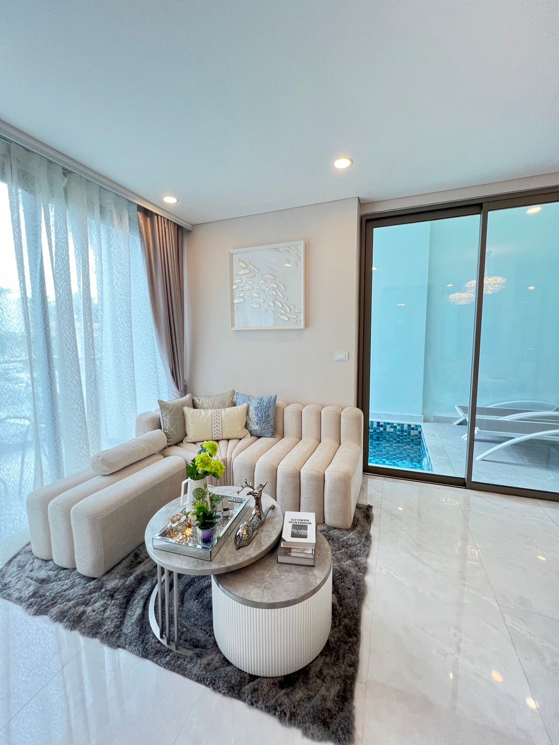 Modern 1 BR with Private Pool