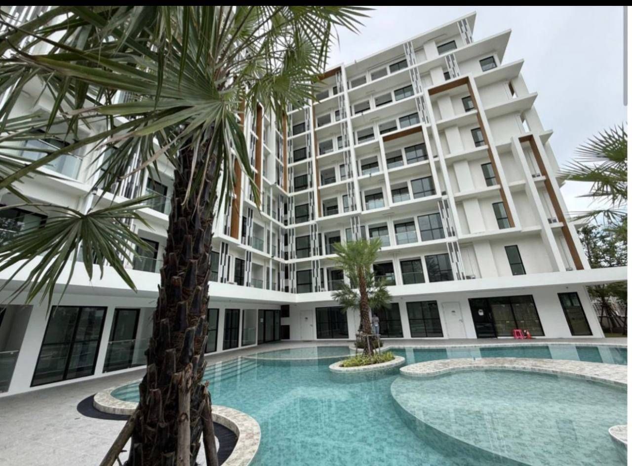 Siam Oriental Dream, Pratumnak