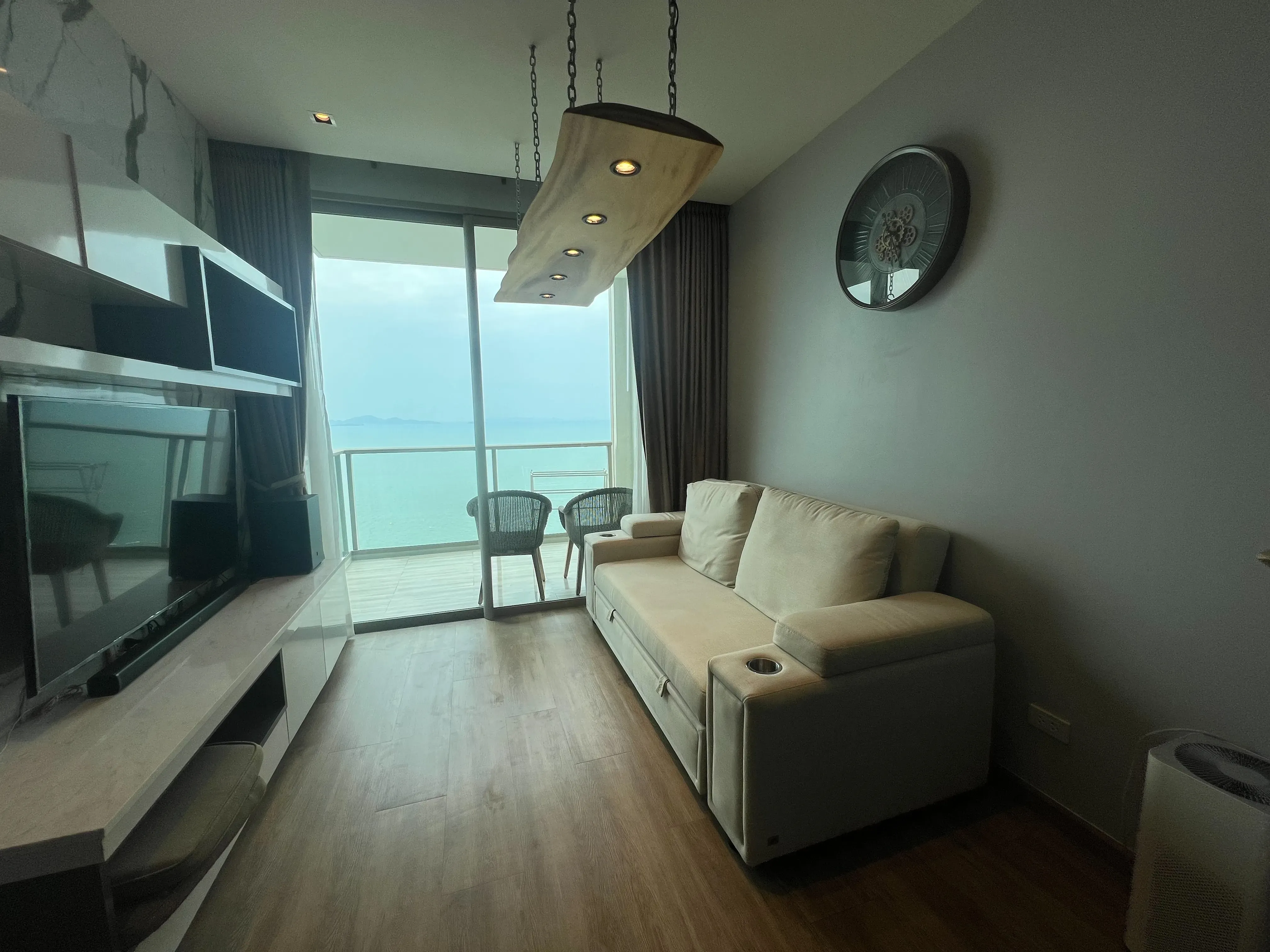 Great Location. Beautiful unit with sunset