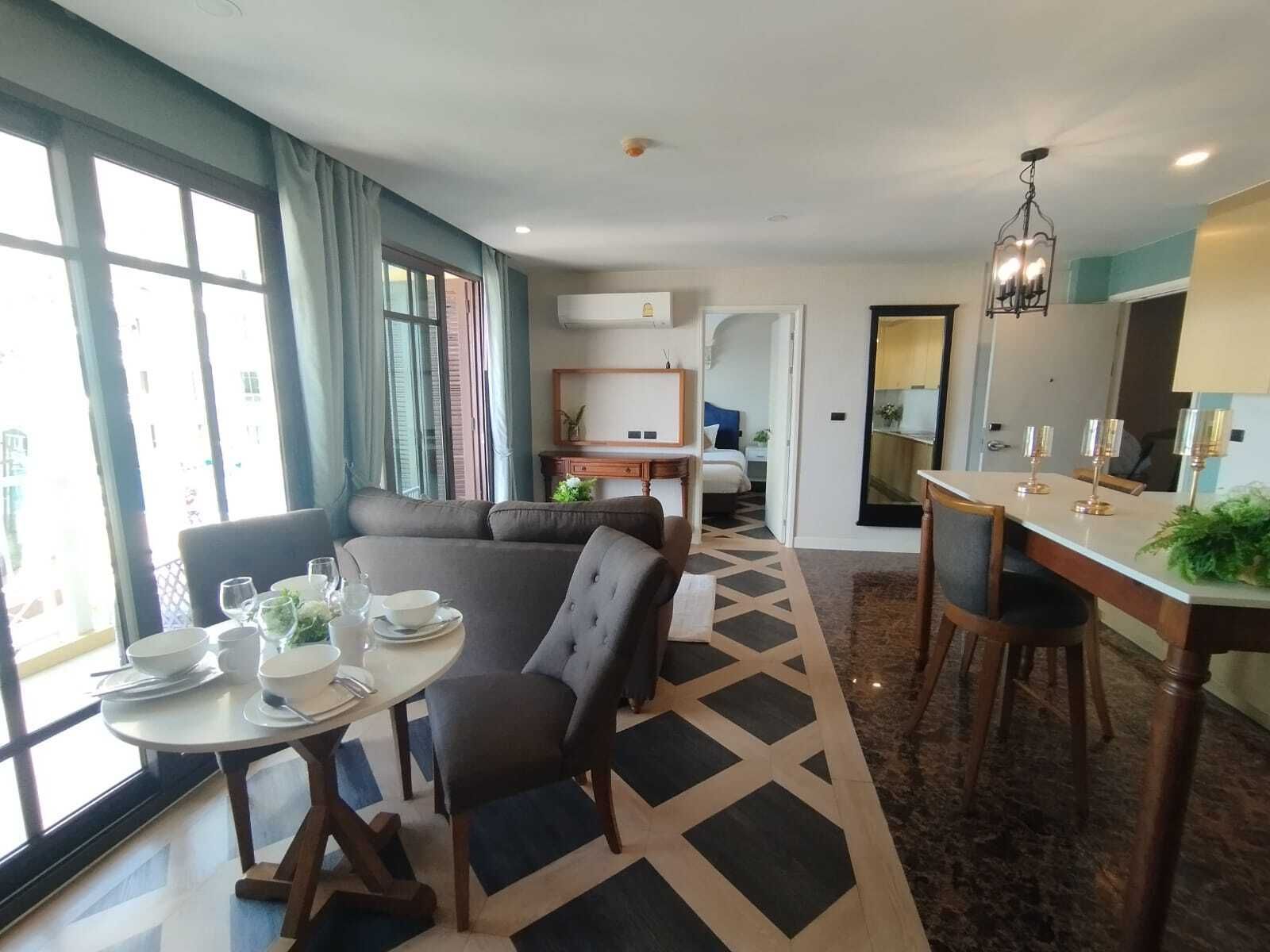 Room for rent at Espana 2Bedroom2Bathroom