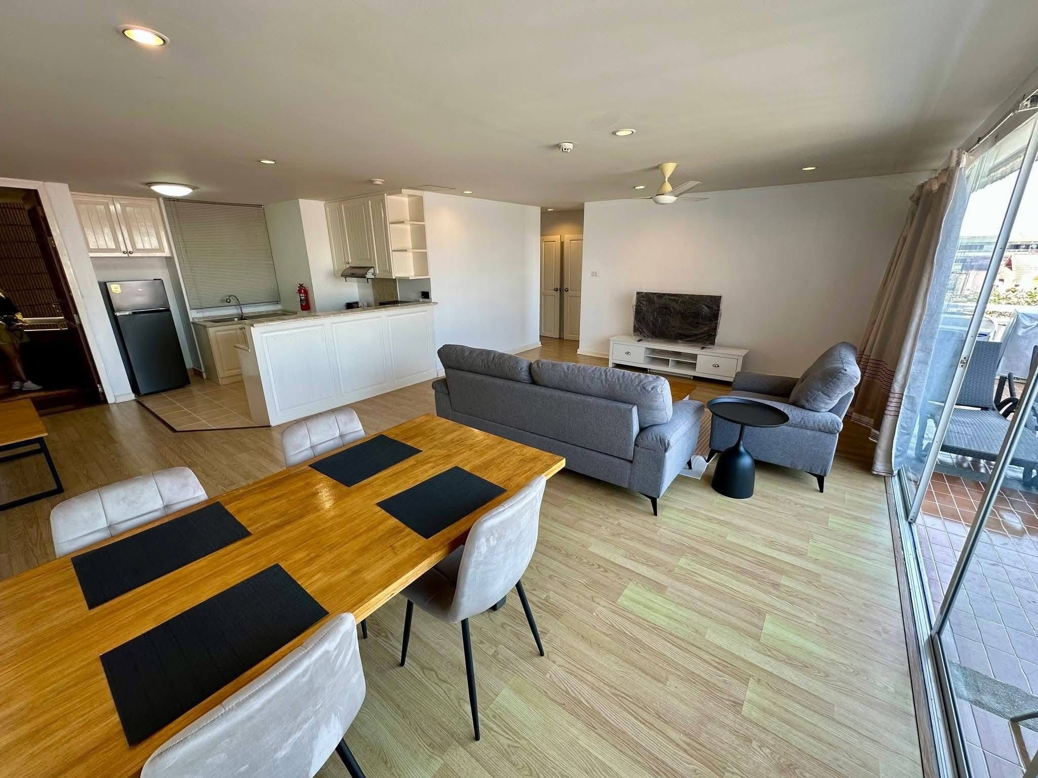 Room for rent at Panchalea 2bed 2Bath