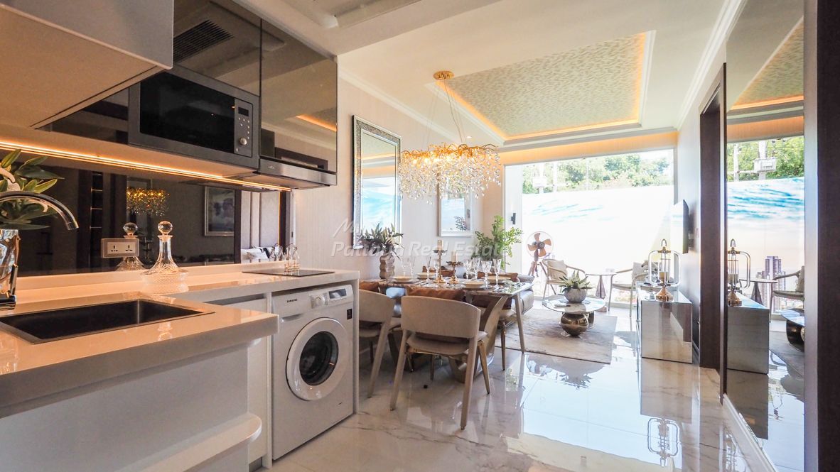 Foreigner quota - 2 Bedroom for sale in Riviera Malibu Residences