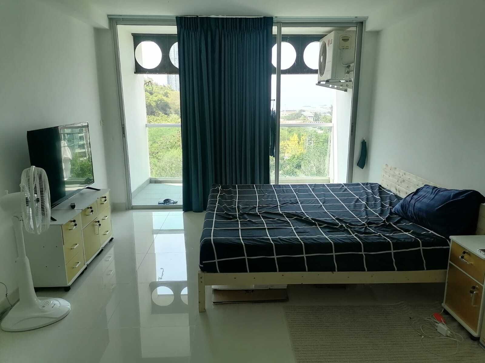 Studio with Sea & Mountain Views – Park Royal 2