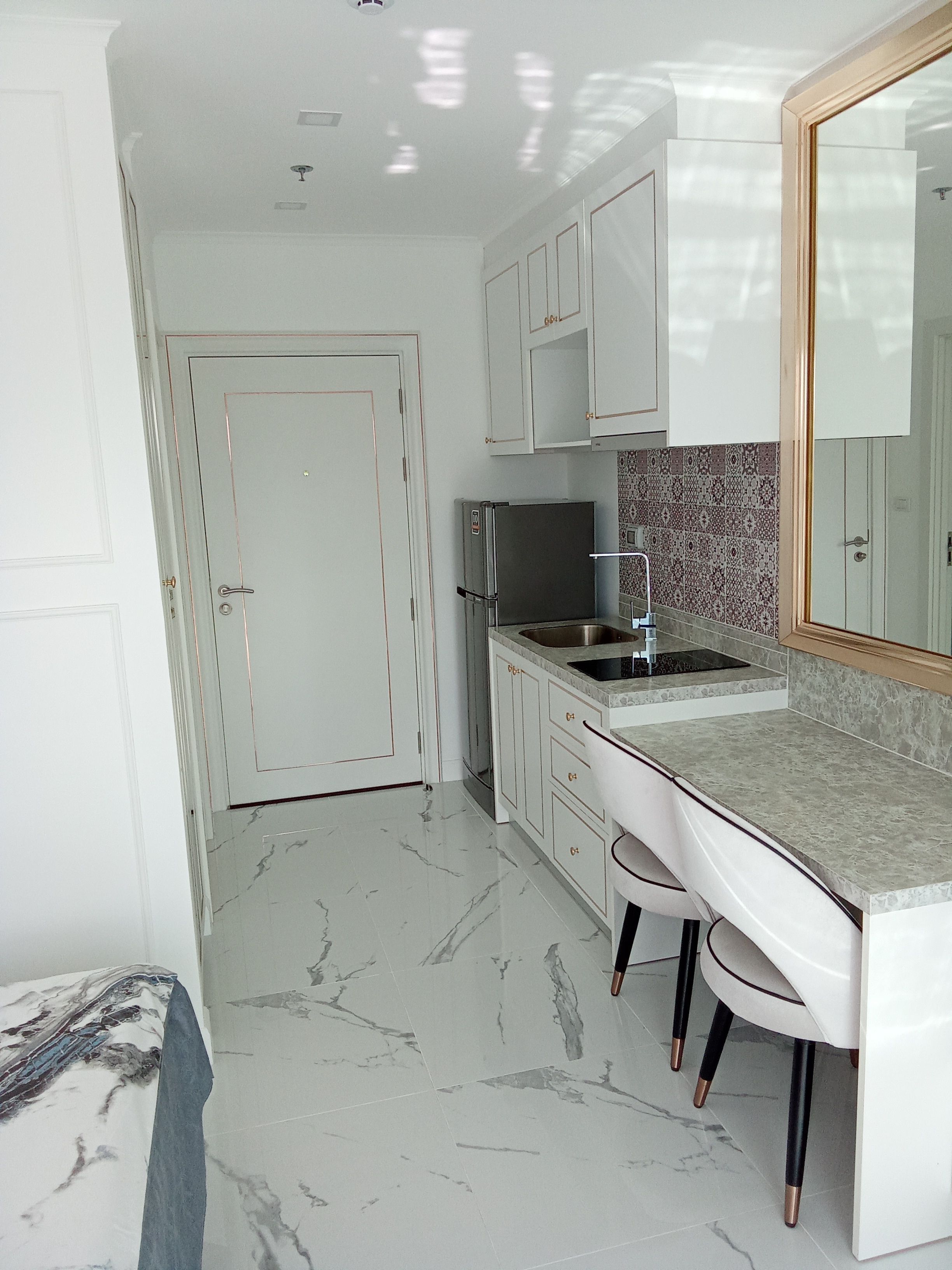 Selling a Seaside Apartment Directly from the Owner