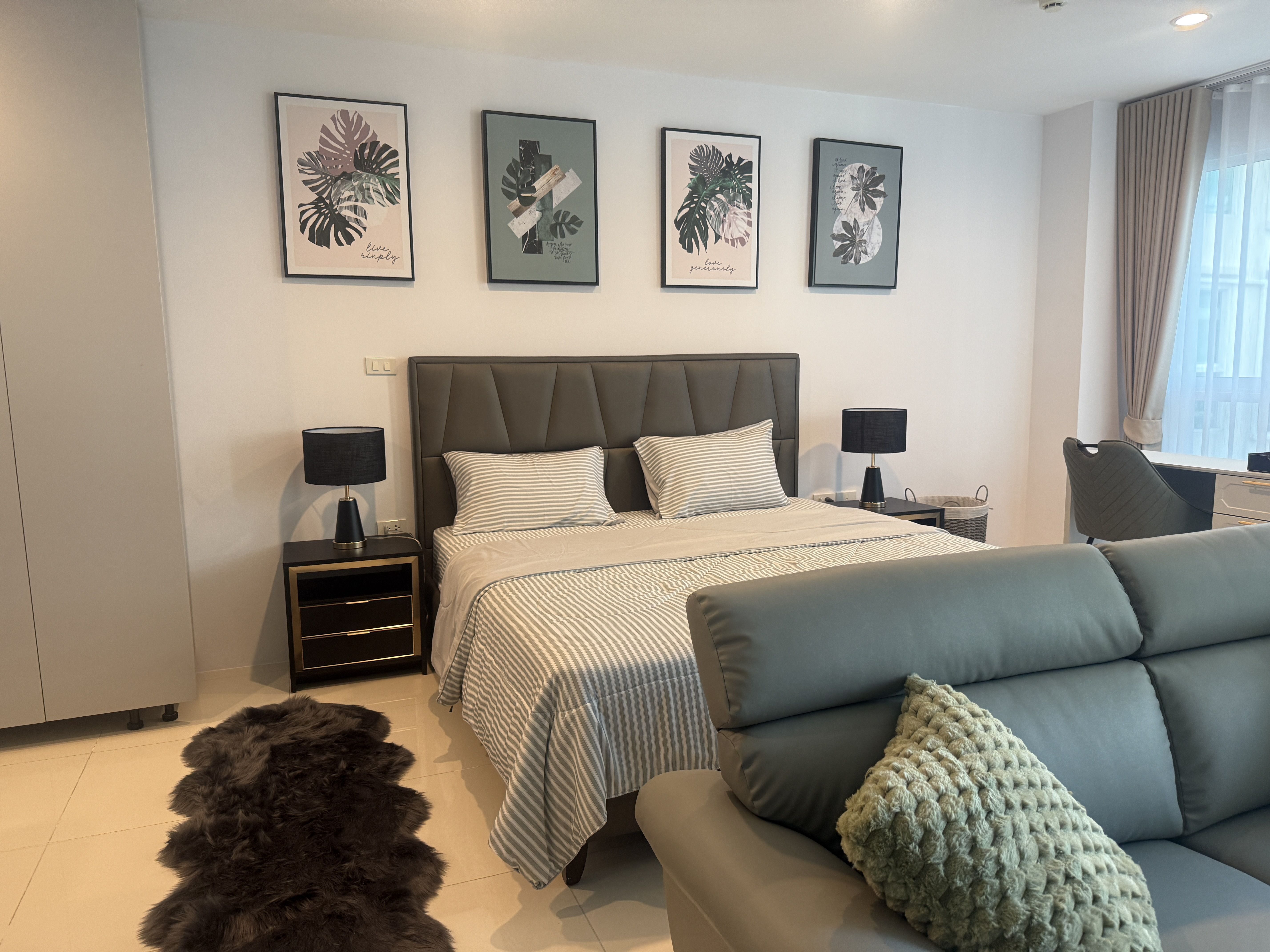 Diamond Suites Resort – Corner Studio | Tropical Style!