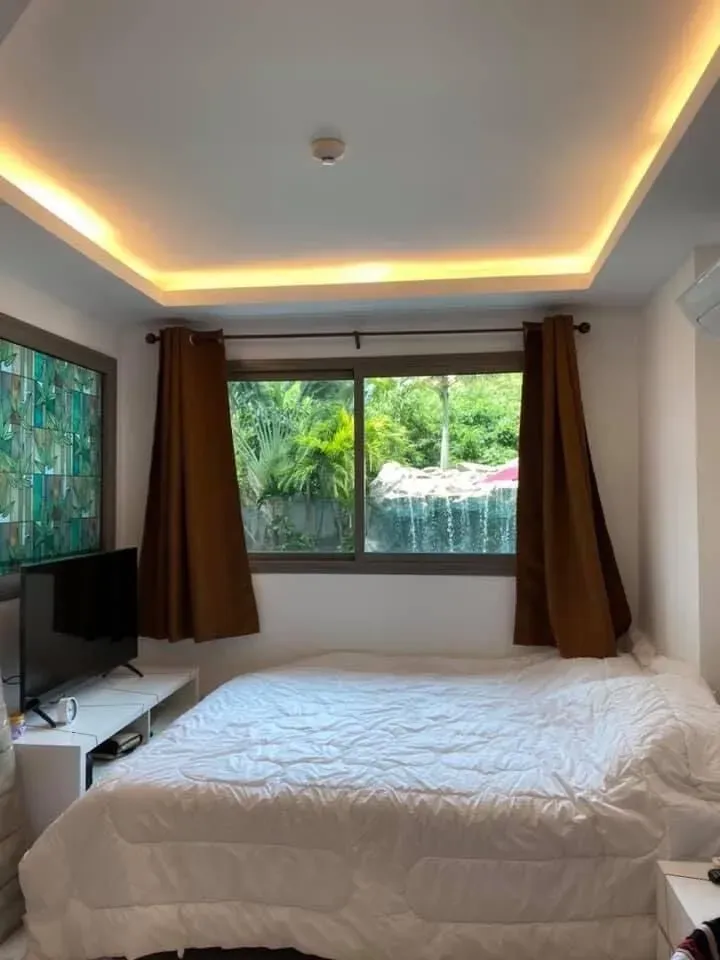 1 Bedroom Condo for sale at Club Royal