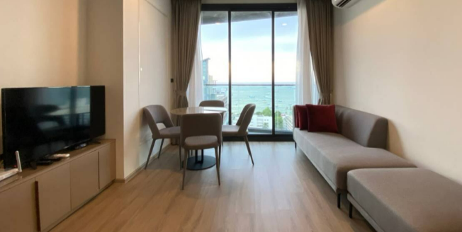 EDGE I Luxury Center Area 2BR I MonthStay Z