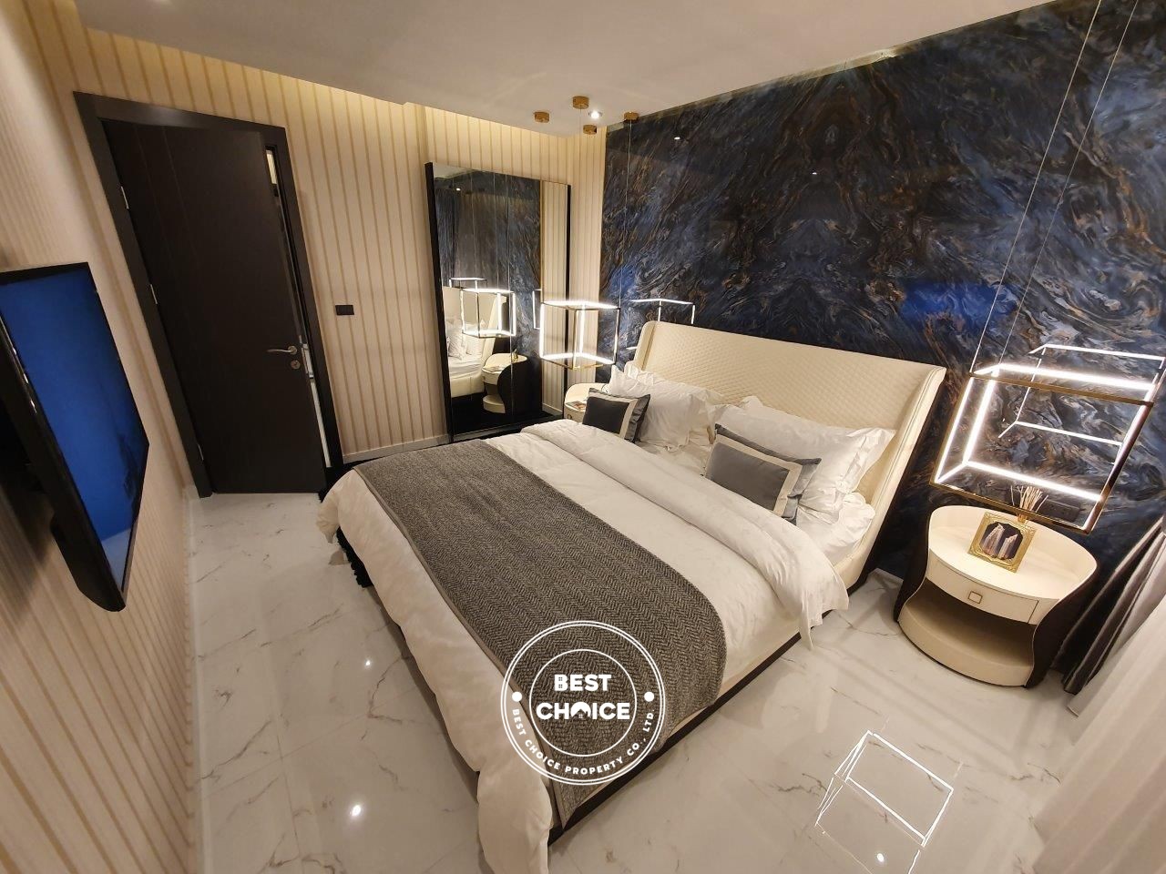 Grand Solaire 2 Bedrooms for Sale