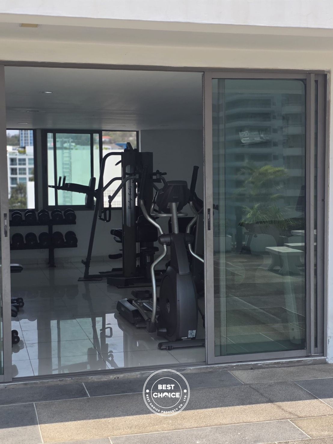 Newly Renovated 1 Bed, 1 Bath 35 SQM. @ Laguna Bay 2