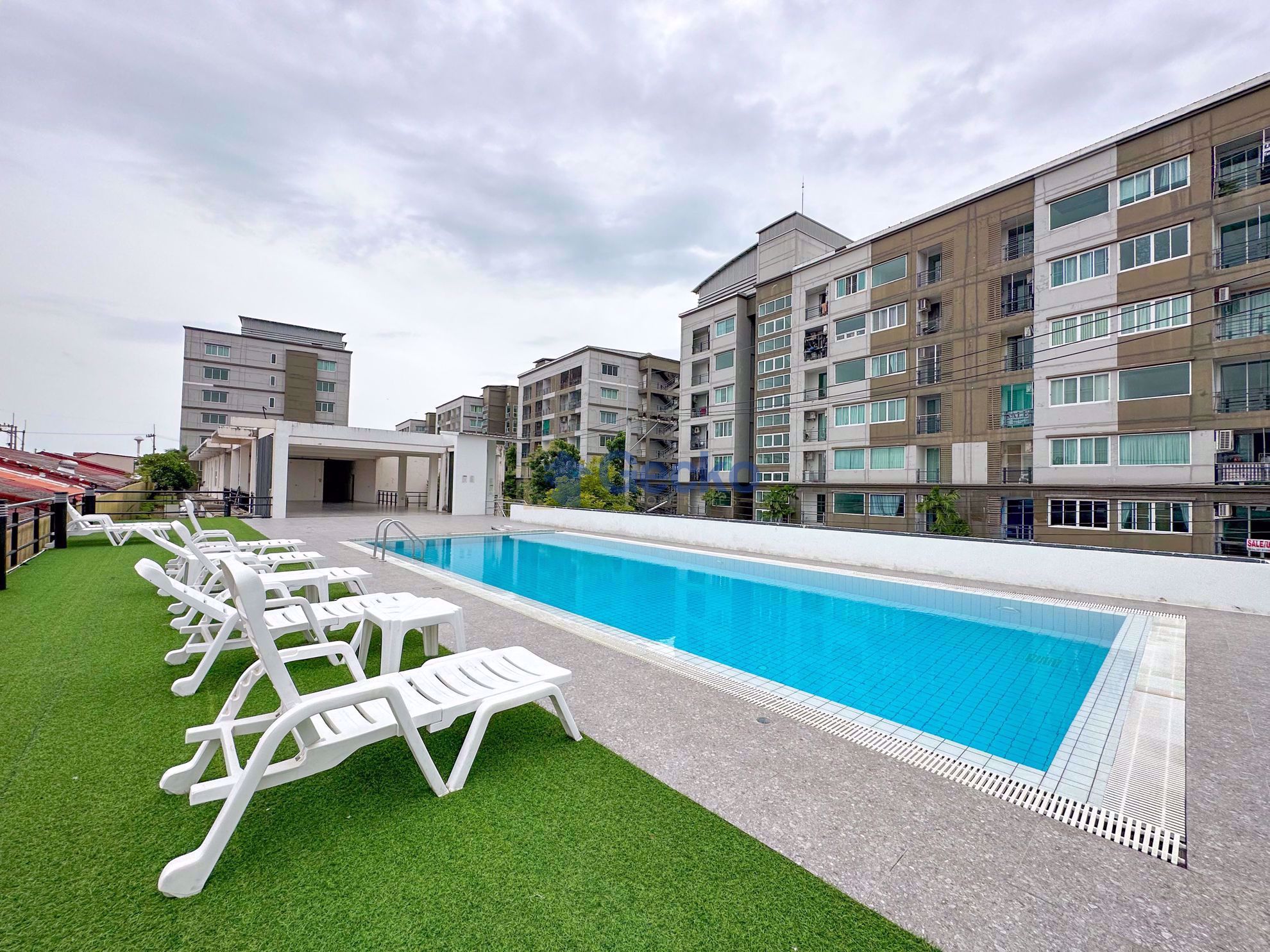 1 Bedroom Condo in The Mountain Eakmongkol East Pattaya C009726