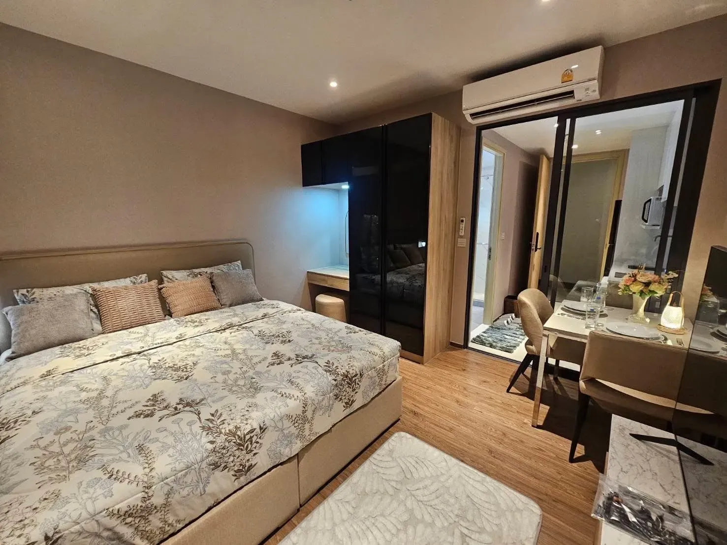 Seaview Living at Once Pattaya
