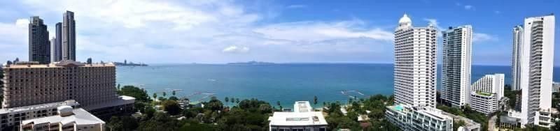 2 Bedroom Condo for sale at The Riviera Wongamat
