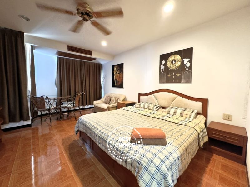 Studio for SALE at Thep Thip Mansion